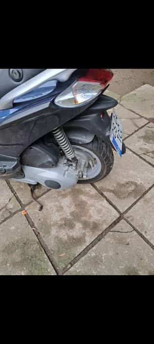 Scuter Piaggio fly 125cc