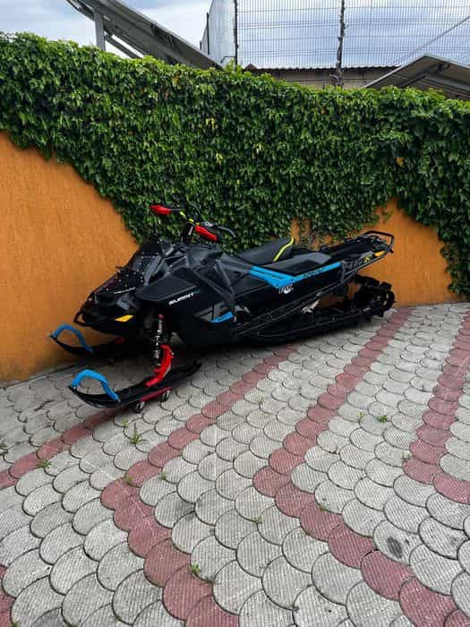 Ski-doo summit  SP 146 2019 167cp