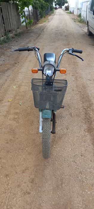 Vând Piaggio si 49cc