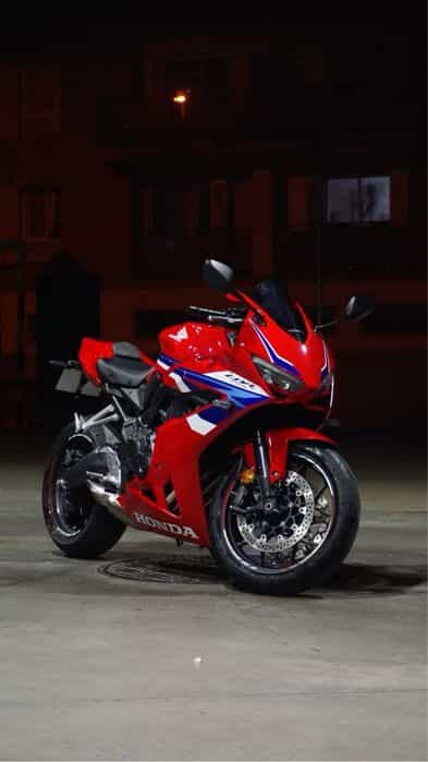 Vand Honda CBR 650R 2024 limitat A2 in acte