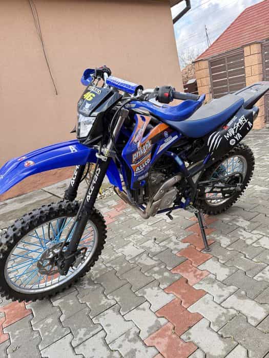 Moto cross yamaha