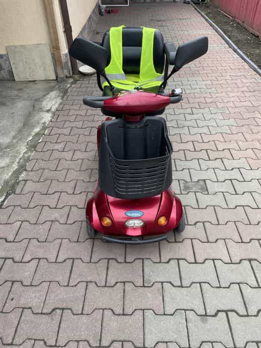 Vand scuter electric