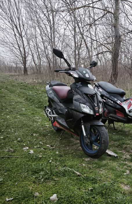 Scuter Aprilia SR Factory