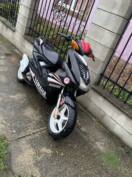 Vand scuter Yamaha Aerox