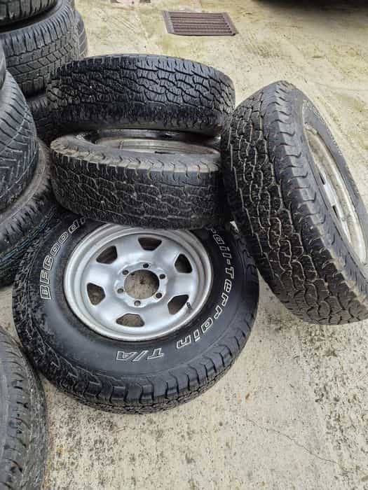 205 80 R16 Bf Goodrich Toyota Hilux