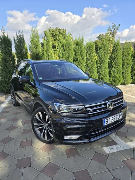VW Tiguan R-Line 4Motion