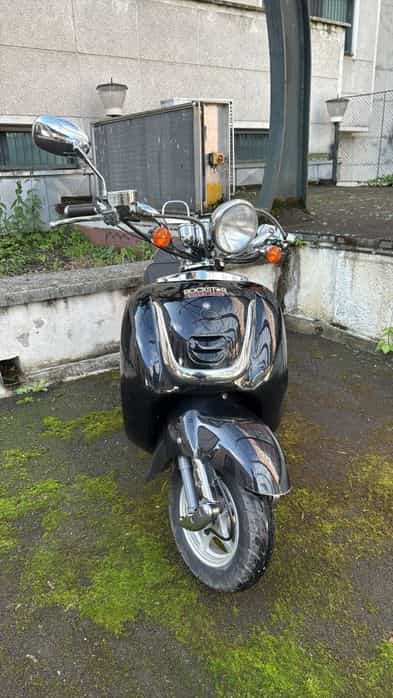 Vând scuter Znen - 49cc