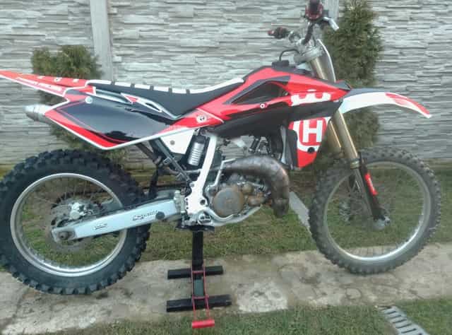 Motocross Husqvarna 125 2t din 2010 impecabila