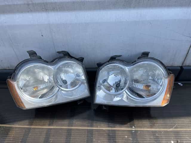 Far/Faruri Jeep Grand Cherokee 2006