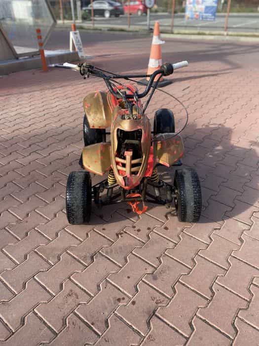 Vand sau schimb atv in stare buna