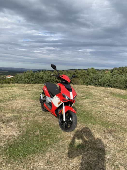 Vand scuter 50cc an 2018 adus in italia