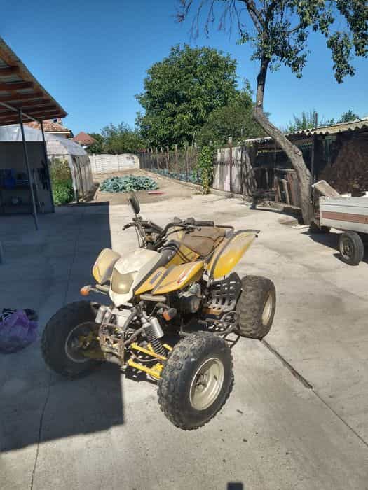 Vând ATV  de 200