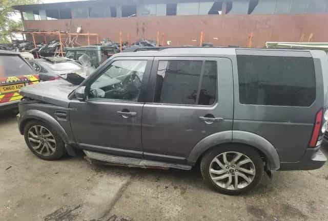 Dezmembrez Land Rover Discovery 4 Facelift motor 3.0 diesel 306DT gen2