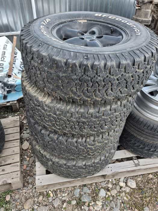 Jante jeep Wrangler cu cauciucuri bfgoodrich at 31x10,5r15