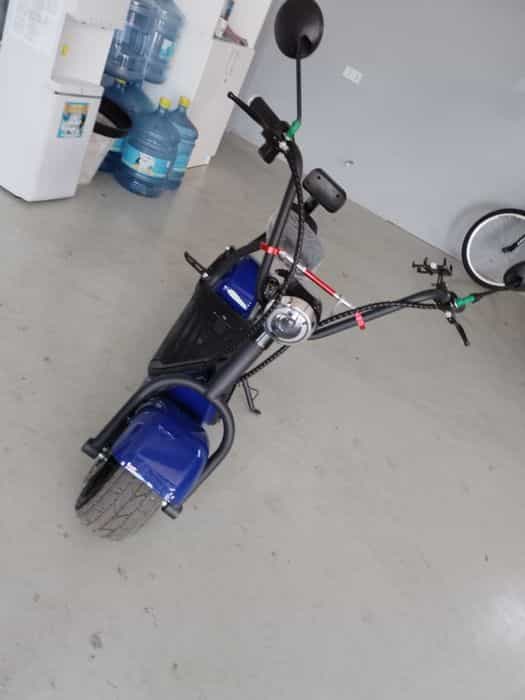 Scuter electric de copii