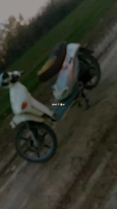 Vând sau schimb scuter Piaggio Liberty 50