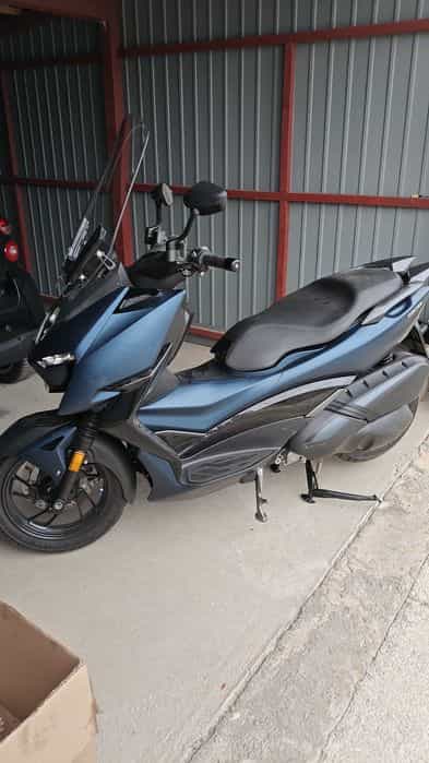 Scuter Zontes M310 Maxiscuter