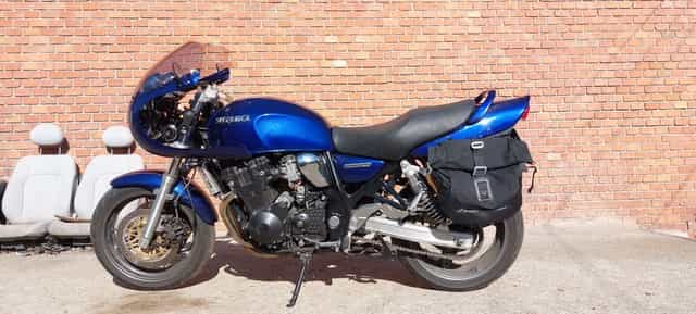 Suzuki GSX 750 Inazuma Cafe racer