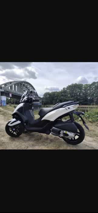 Piaggio MP3 Yourban 300cc cat.B Lt