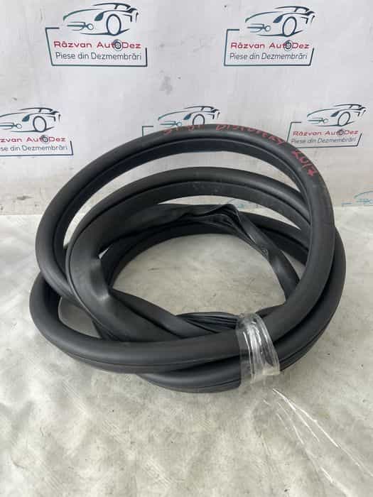 cheder usa stanga spate land rover discovery - motorina 2017