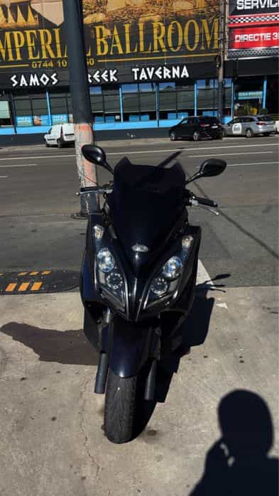 Scuter Kymco Downtown 300 ABS