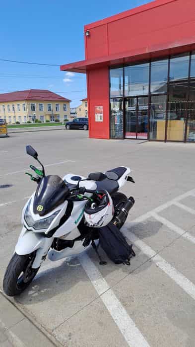 Kawasaki Z1000, 2012