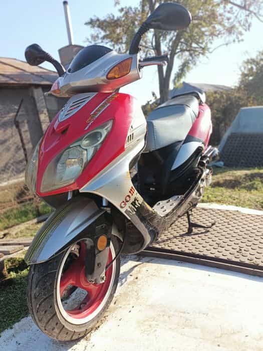 Scuter 50  , cu acte fiscal ,Carte Rar