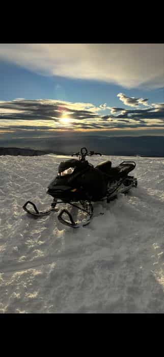 Snowmobil Bombardier Ski-Doo Summit X 850