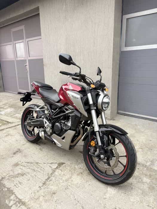 Honda CB125R 2020