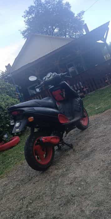 Vând scuter ,Malaguti F12