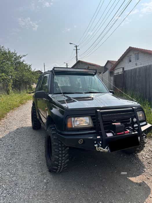 Vând Suzuki Vitara