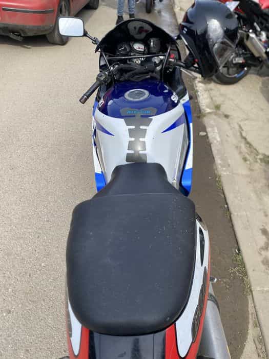 Vand suzuki gsx-r 600