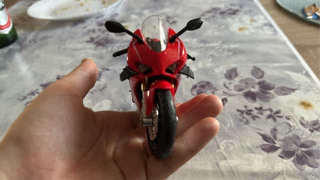 Machete ducati panigale Maisto machete moto