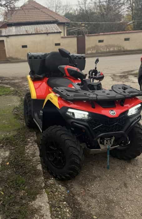 ATV CFMoto. 2025.