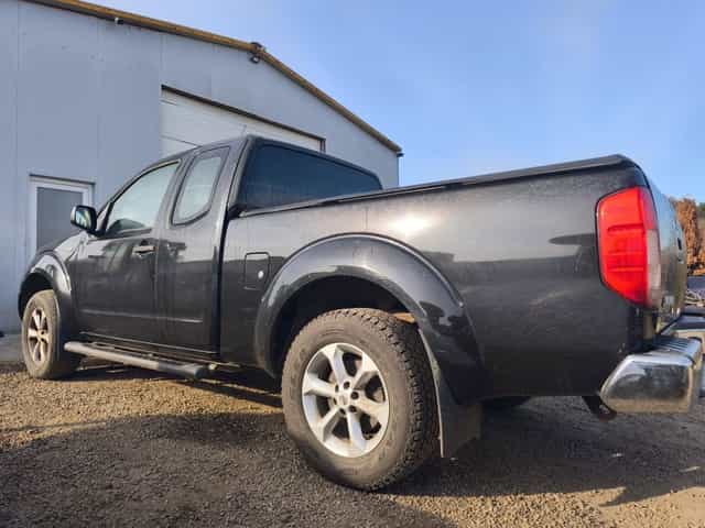 Motor nissan navara king cab