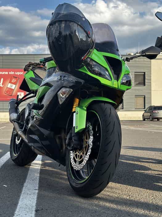 Kawasaki Ninja ZX6R 636