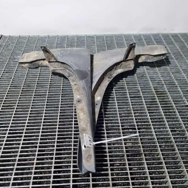 Aparatori noroi fata Nissan Navara D40 Facelift (1371)