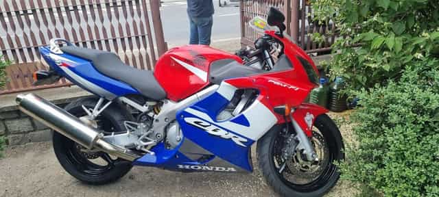 Vand Honda cbr 600f. Schimb cu touring sau choper/cruiser