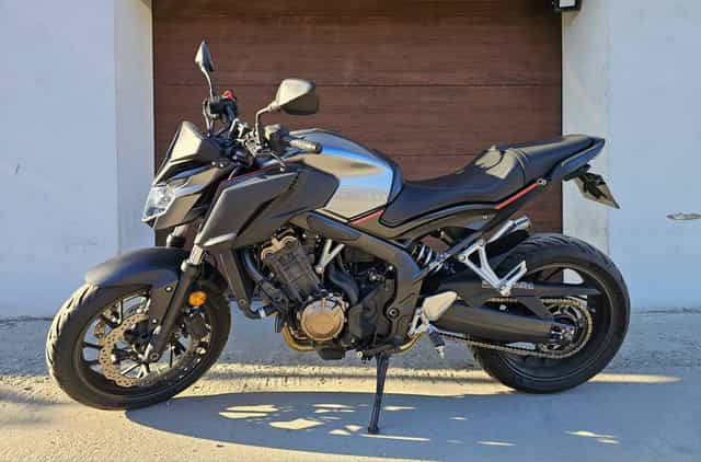 Honda CB650FA cu ABS, an 2017,evacuare STORM. Se poate limita pt A2