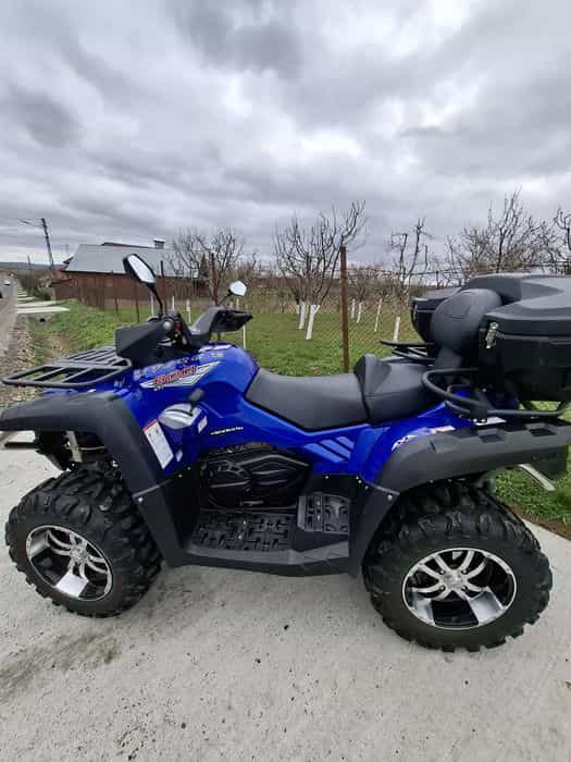 Cforce 800 EFI V-Twin