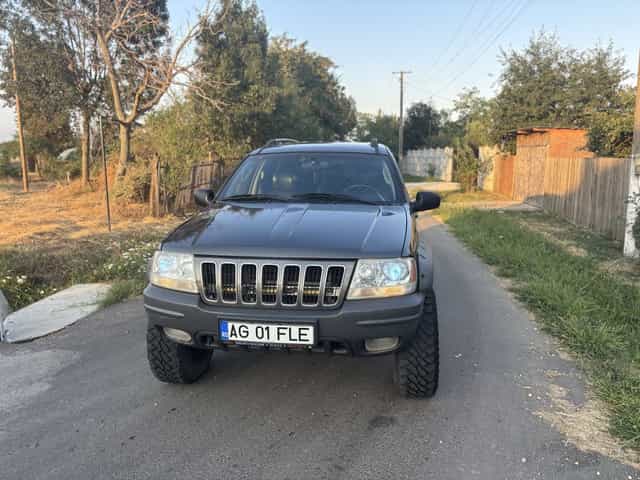 Jeep Grand Cherokee AUTOUTILITARA 4 locuri 2,7