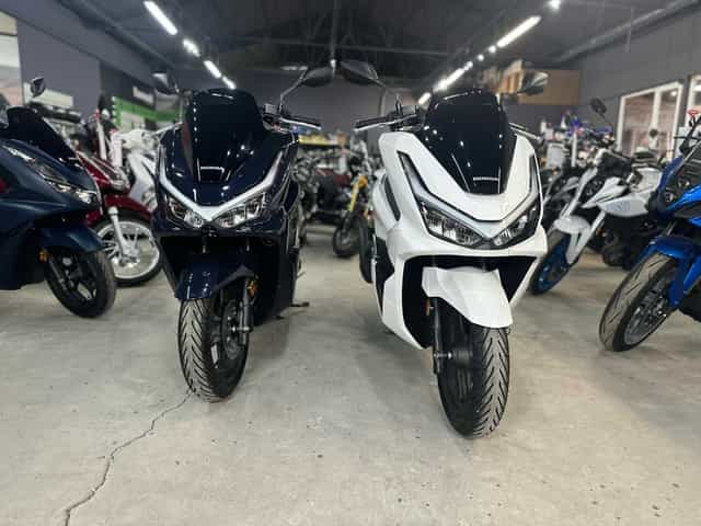 Honda PCX 125 2025 cat B125 - Honda Constanta by EST BIKE