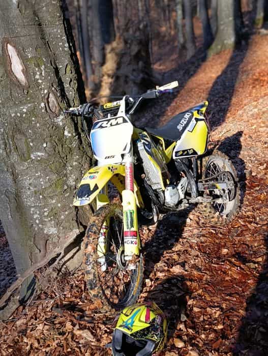 Vând Suzuki Rm 85 pw cu big wheel folosit numai cu motoul 800 offroad