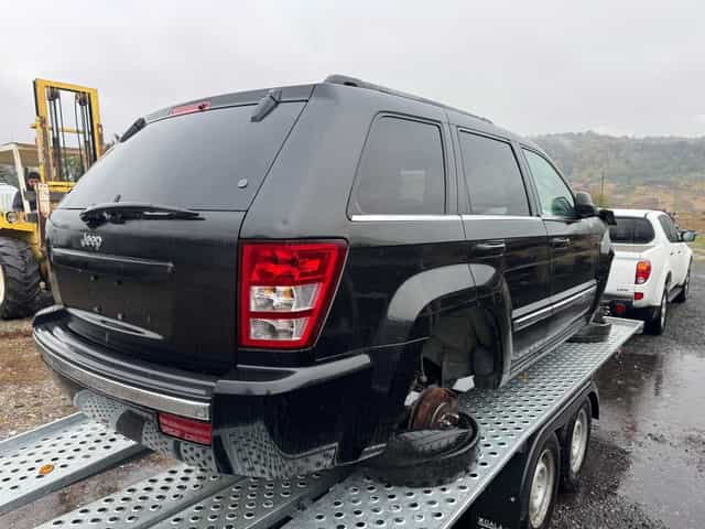 Dezmembrari Dezmembrez Piese piesa Dez Jeep Grand Cherokee 3.0 d 2007