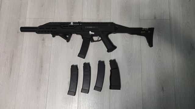 Airsoft ASG Scorpion EVO BET AEG [UPGRADED] + 4 mag-uri