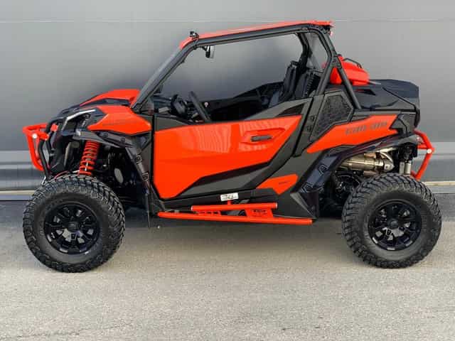 Can-Am Maverick 1000R DPS