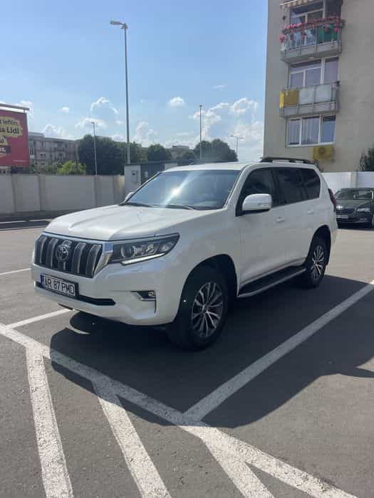 Toyota Land Cruiser 2.8 TEC - Edition 7 Locuri Mega FULL 2024 ca NOU