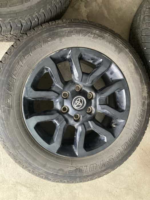 5 Roti complete Toyota Hilux noi