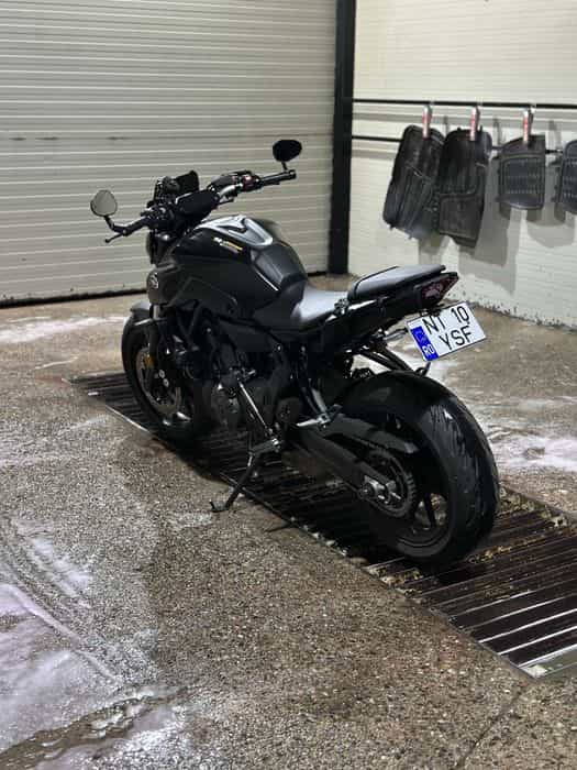 Motocicleta Yamaha MT 07