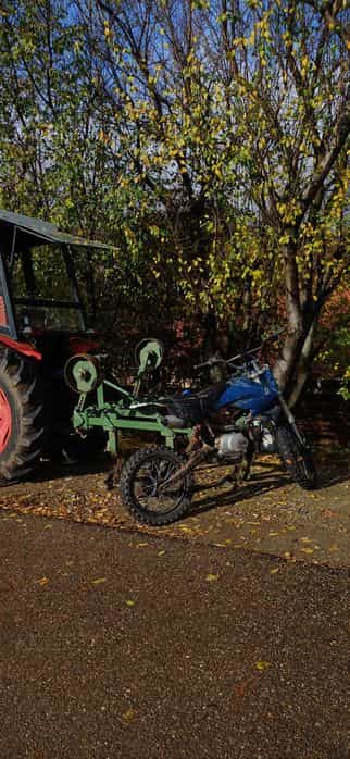 Vând cross 110cc 3+1